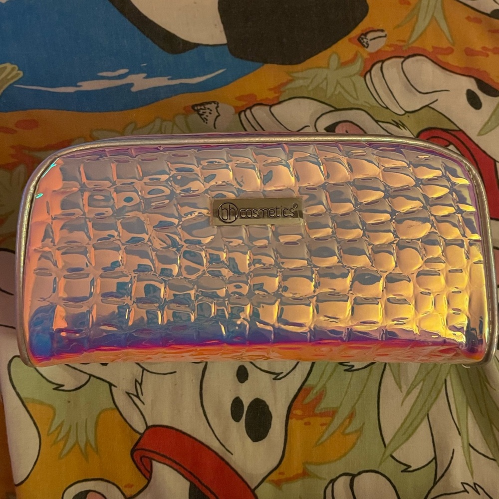 bh cosmetics holographic makeup pouch